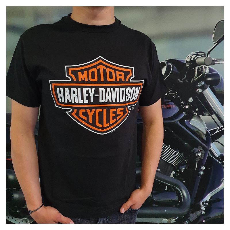 Harley-Davidson Nantes - Optez pour la sobriété 😉 Retrouvez ce sweat shirt  en boutique ou sur notre site en ligne 👉